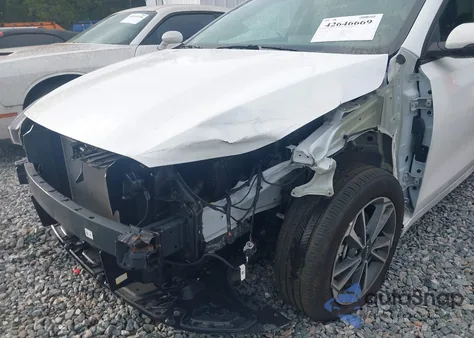 2024 Kia Forte Lxs z USA, uszkodzony, nr VIN 3KPF24AD5RE778053